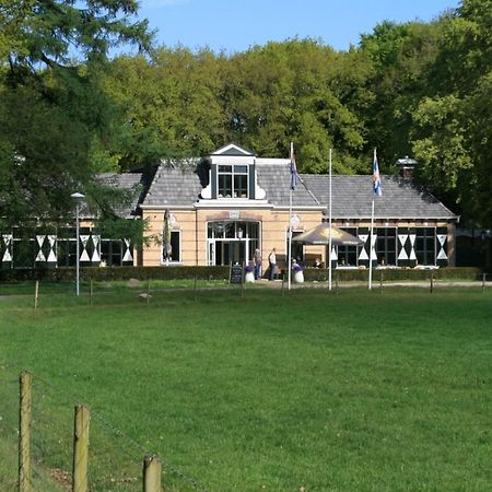 Hotel Restaurant 'De Oorsprong' Sint Nicolaasga Exterior photo